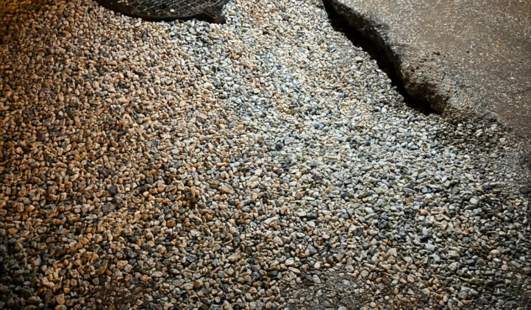 Kocaelililer bu yoldan geçerken dikkat edin! Çukurlar sürücüleri mağdur ediyor