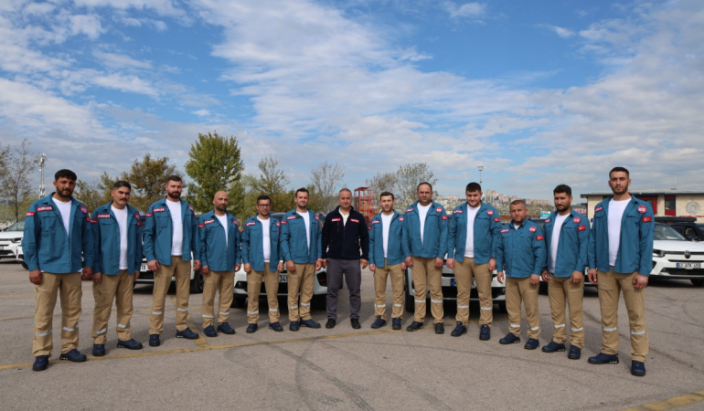 Büyükşehir’in gözü ve kulağı sahada