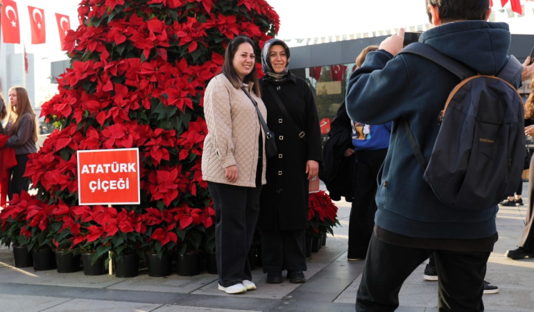 Büyükşehir’den 10 Kasım’a özel 1087 Atatürk çiçeği