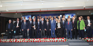 1763553003-3b37c4b65c