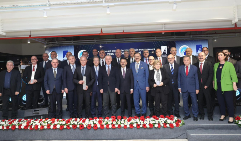 “Kocaelispor için ayda 1000 dolar verecek, 1000 firma yok mu?”