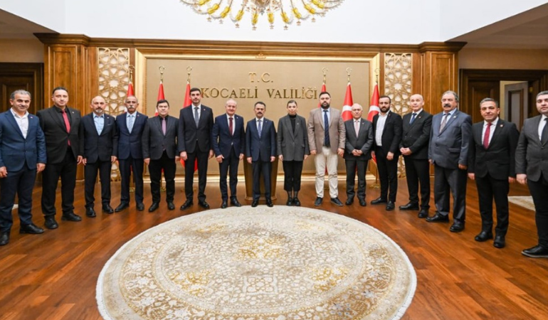 CHP Kocaeli, Vali Aktaş’ı ziyaret etti!