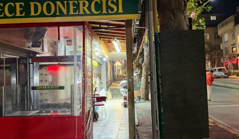 Kocaeli’de kaldırımlar esnafın, vatandaş mağdur!