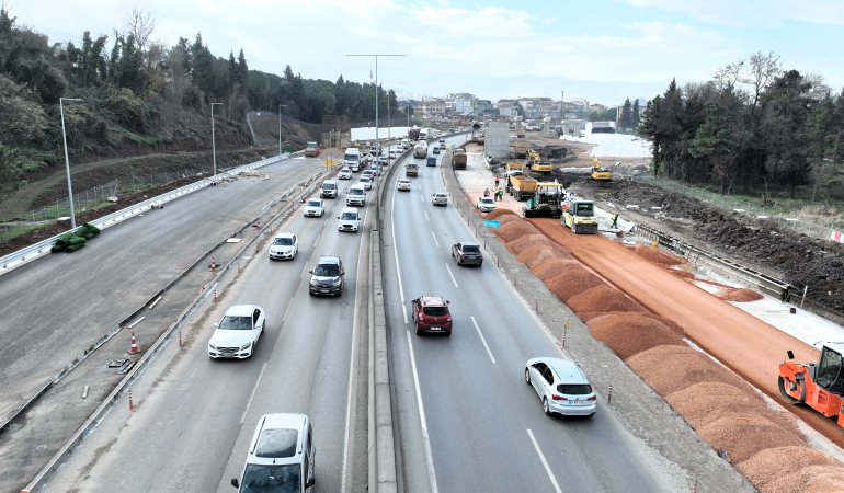 Başiskele Koridor Projesi’nde ilk bağlantı trafiğe açıldı