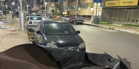 İlçe Başkanı’nın arabası hasar aldı