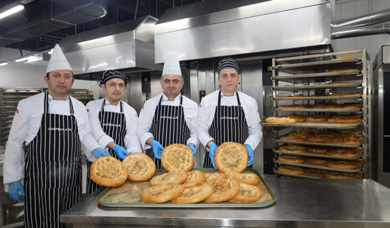 1770387348-38cb611be6