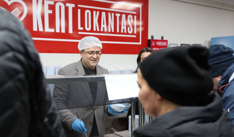 Ramazan´da Dayanışmanın Adresi: Derince Kent Lokantası